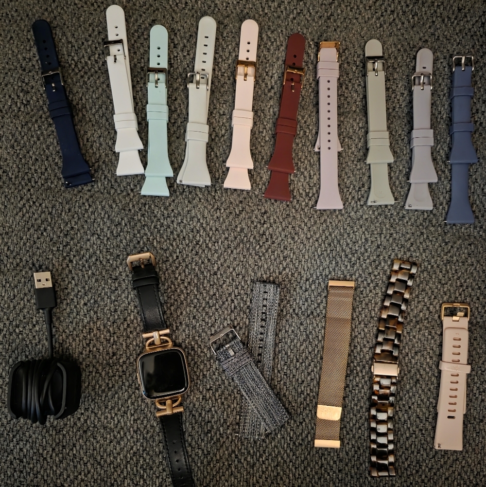 Fitbit Versa 2 With Multiple Bands